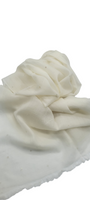 A touch of elegance, ethereal shawl, Blanca de Blanc